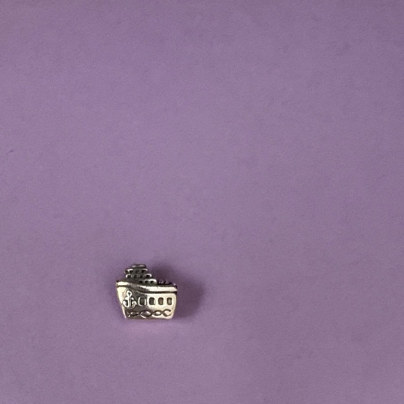 Pandora All aboard cruise ship charm - Picture 1 of 1